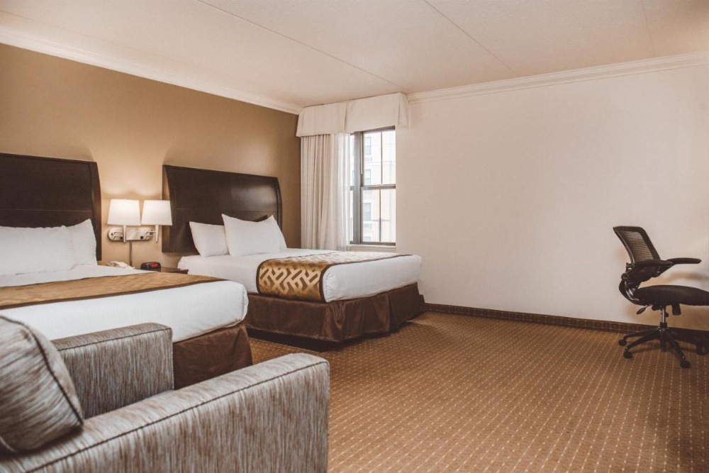 Queen Room with Two Queen Beds, Mobility Access and Roll-In Shower -  Non-Smoking